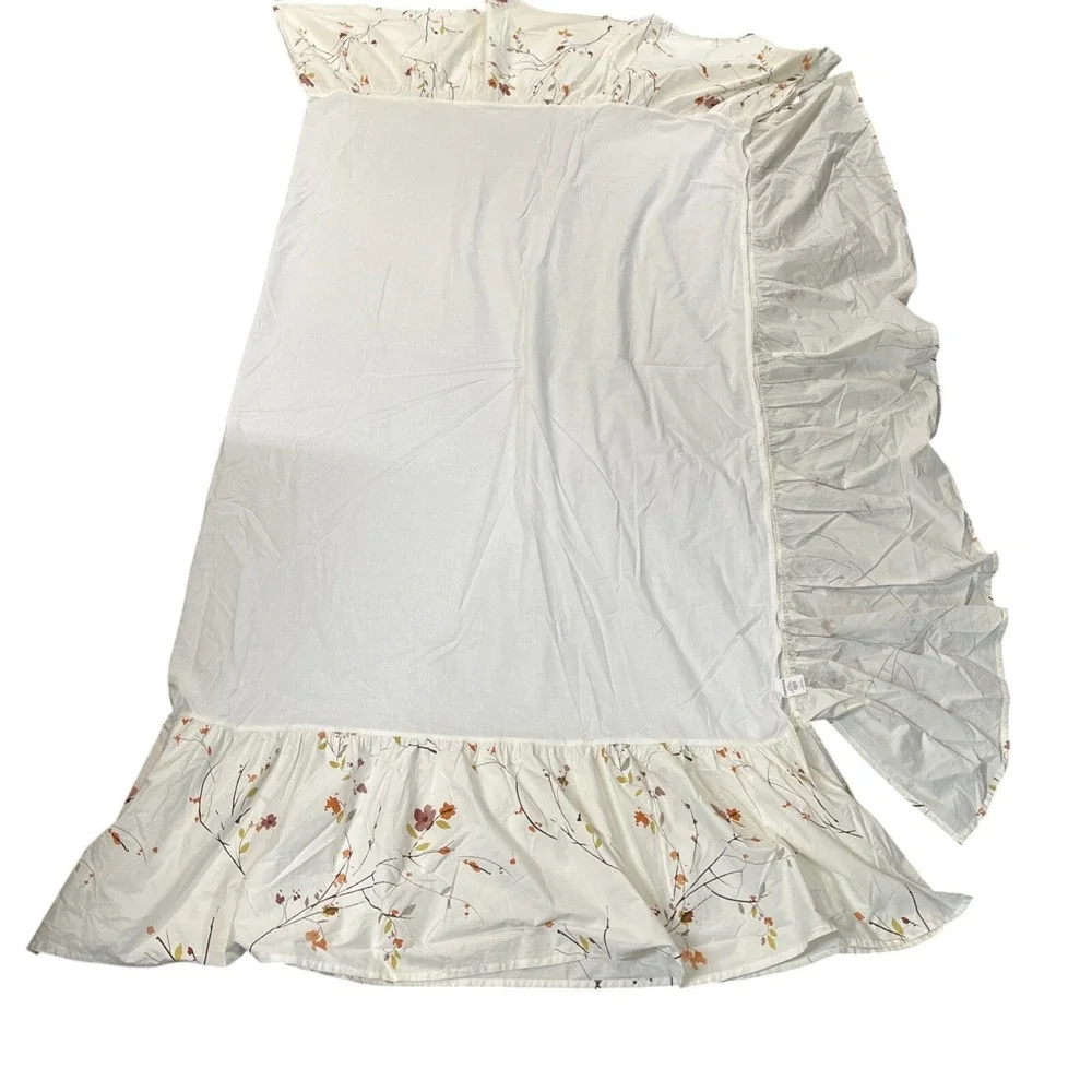 Crate & Barrel Queen Sakura Duvet & Bed Skirt Set White Earthy Botanical Print‎